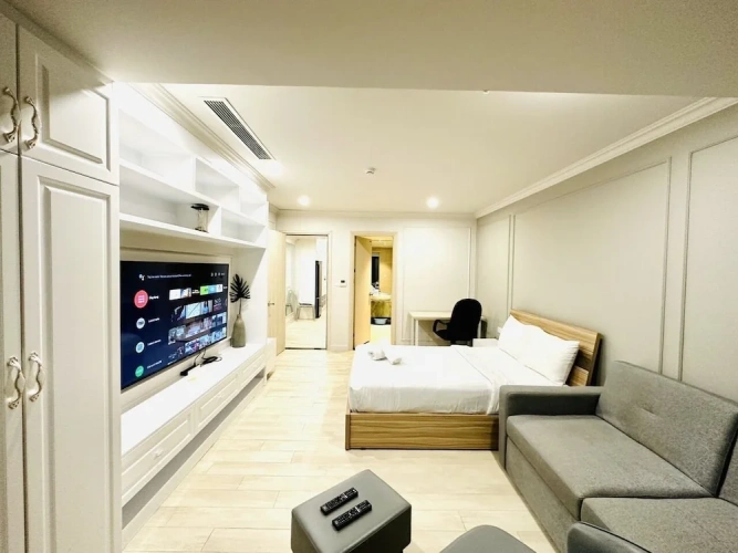 Studio with balcony and with sea view