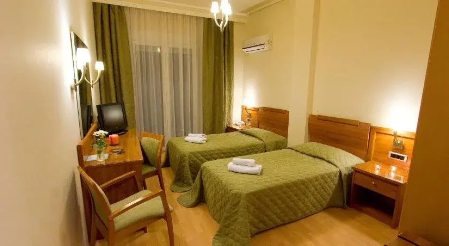 Lito Hotel