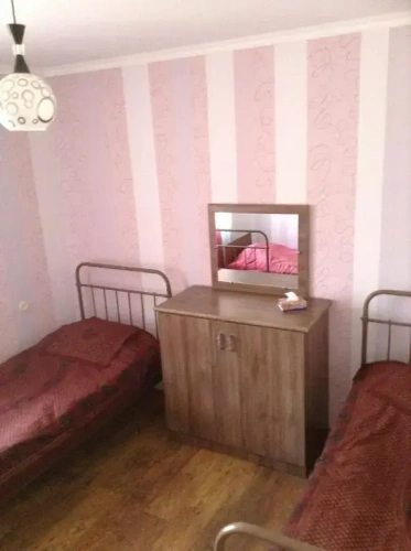 Standard Triple room with garden view
