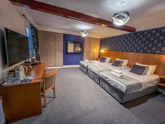 The Quayside Hotel and Bar