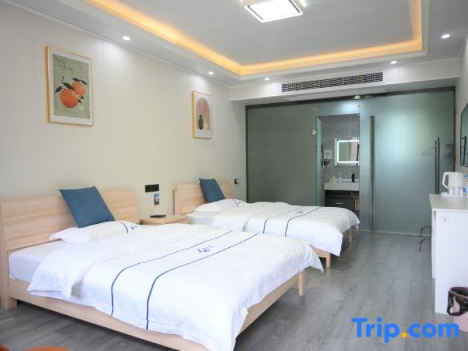 2 Bedrooms Family Suite