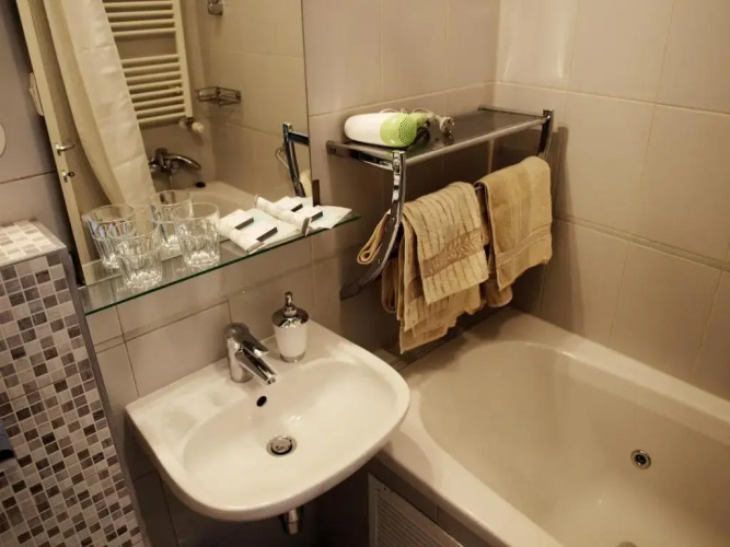 2G Apartments