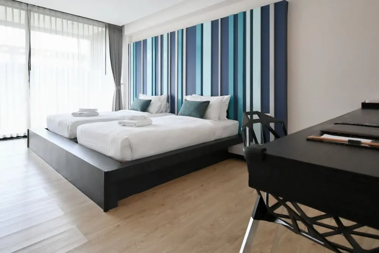 Deluxe Twin room with balcony