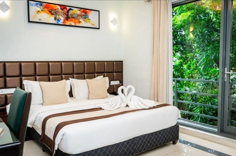 Deluxe Double room with balcony