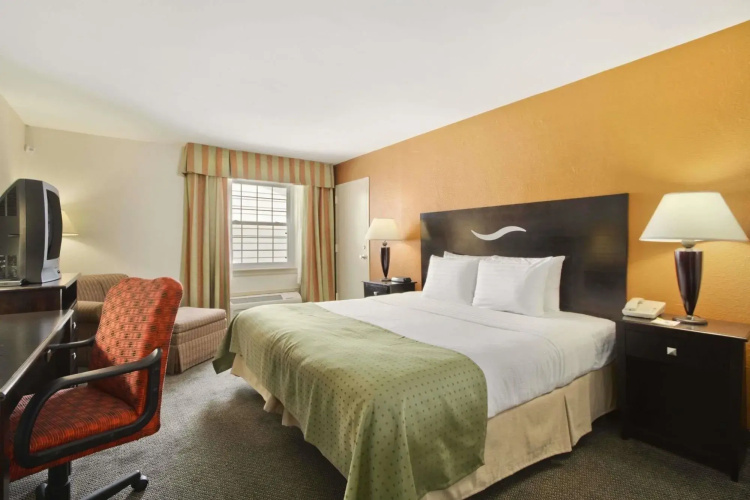 Days Inn Shelburne/Burlington