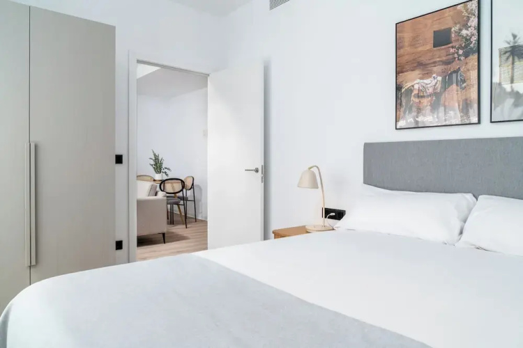 Limehome Valencia Carrer d’Antonio Ferrandis