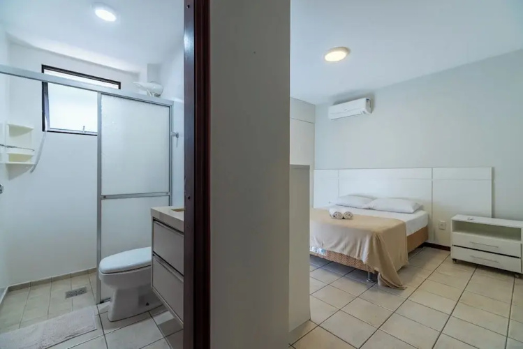 Apt w/ Balcony 150m From Sea Meia Praia Rcb405