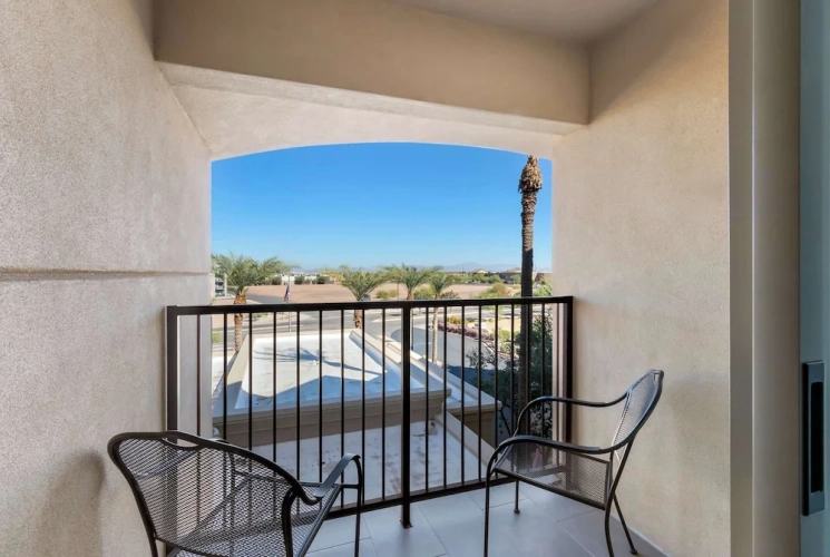 Executive Suite with balcony