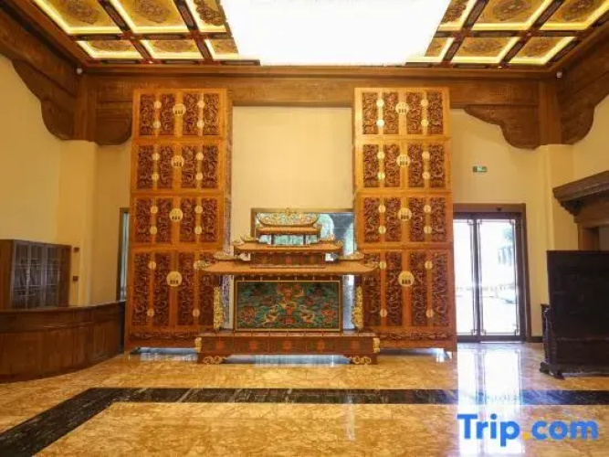 YongYouLiRen Hotel