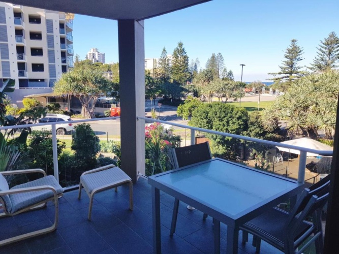 2 Bedrooms Apartment with ocean view