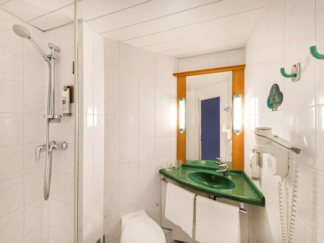 Hotel Ibis Praha Mala Strana photo 15
