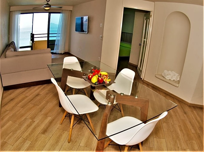 Standard Double Suite