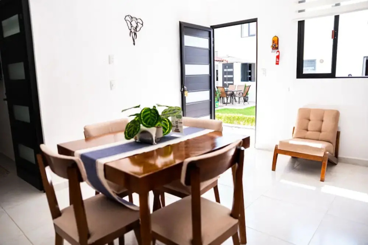 Hotel Bungalows Casa Blanca