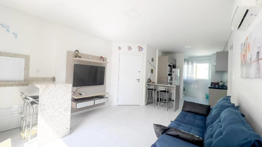 Apartamento 2 dormitórios a 400 metros do mar