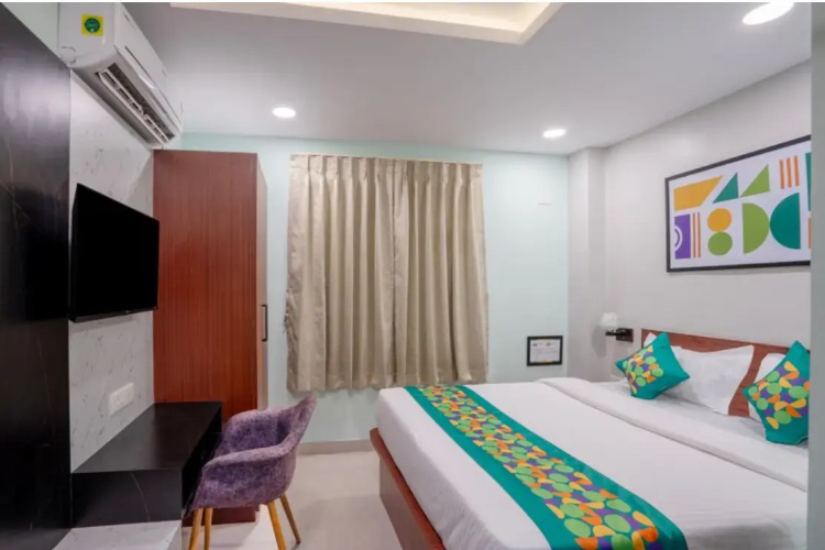 Economy room