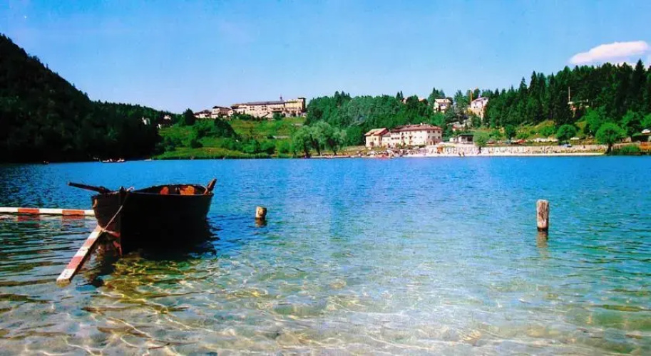 Hotel Monte Rust