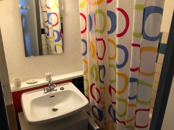 Standard Single Studio