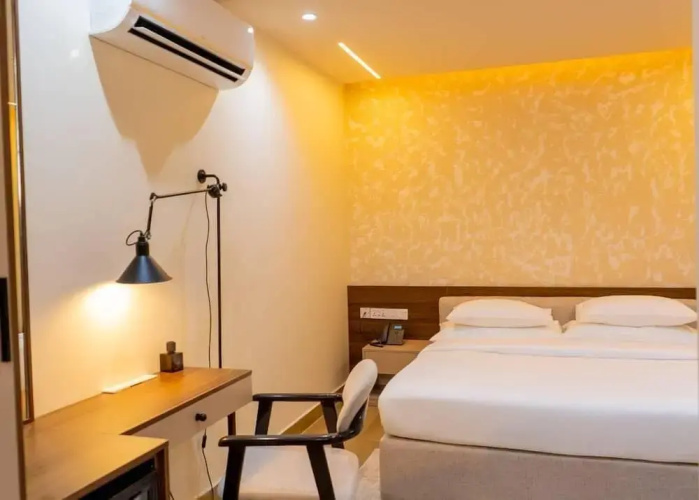 7EVEN Suites