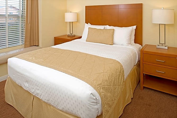 2 Bedrooms Suite