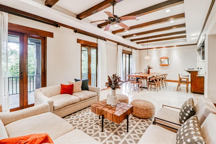 3 Bedrooms Cottage