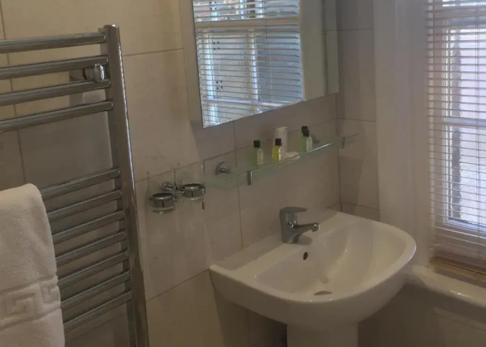 Quadruple Family Suite