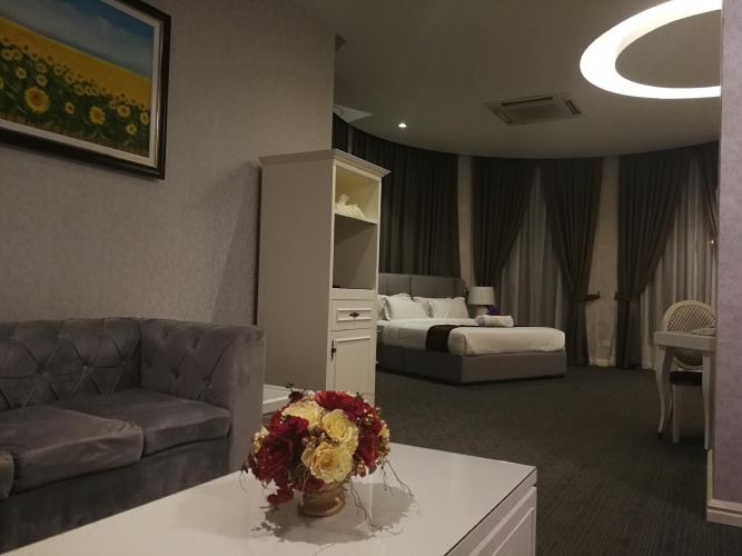 Deluxe Double Suite