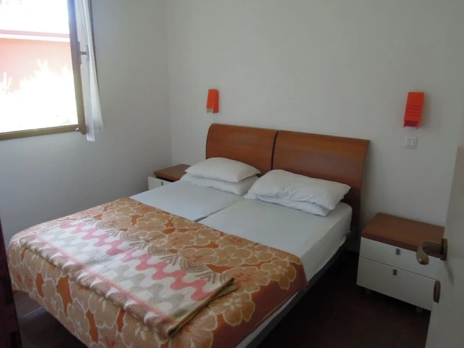 2 Bedrooms Apartment with balcony and with garden view