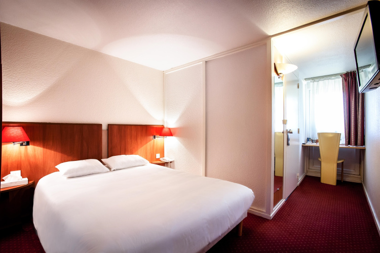 Inn Design Mâcon Sancé Hotel