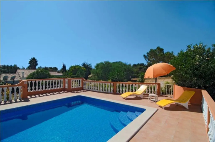 609 Villa Mariposa