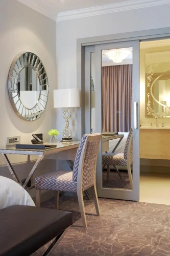 Executive Suite with mountain view