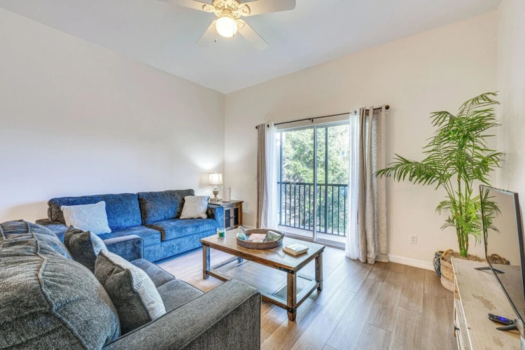 Bahama Bay Condo: 7 Mi to Disney!