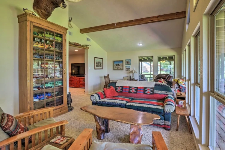 3 Bedrooms Cottage