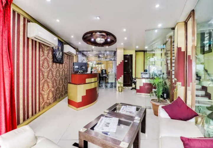 OYO Rooms Circular Road Valley View