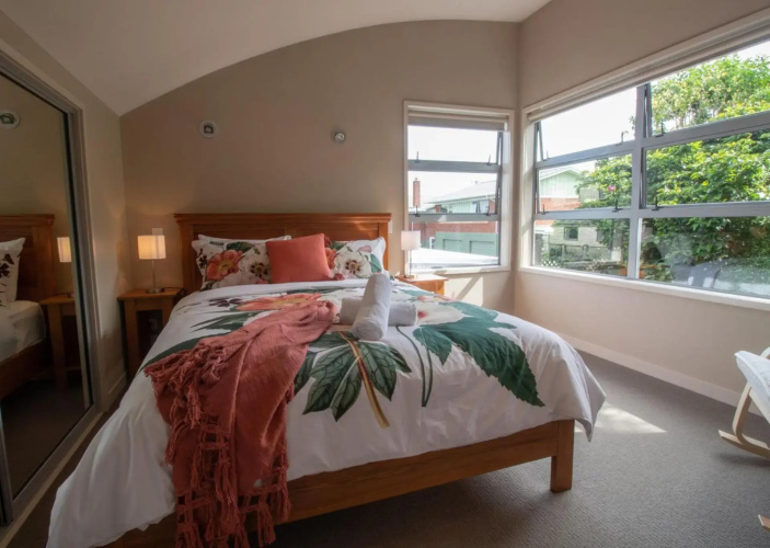 Great Location On Gilbert - Central