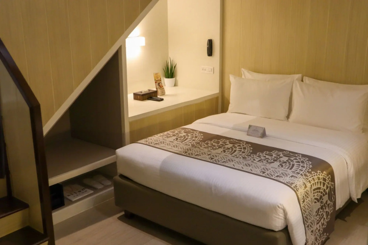 Mella Hotel Manila near NAIA Airport