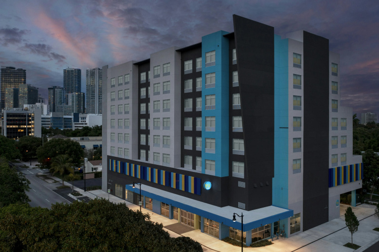 Tru by Hilton Miami West Brickell photo 23