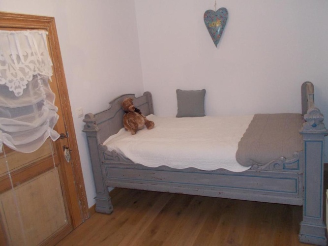 4 Bedrooms Triple Cottage