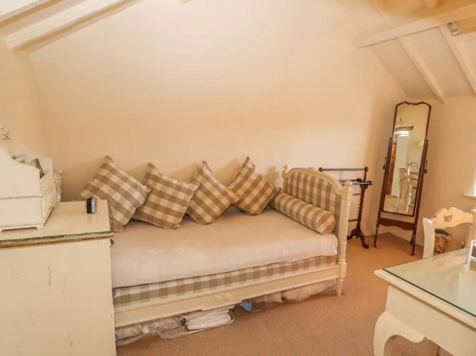 Storehouse cottage