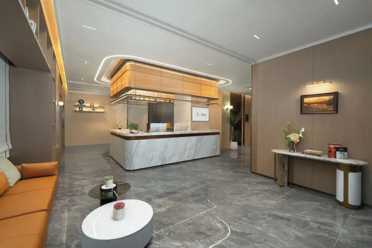 Licheng Platinum Hotel