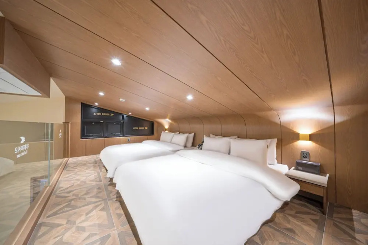 Hound Hotel Daegu Seongseo