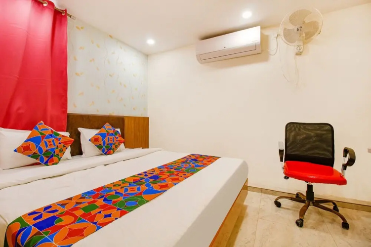 Fabhotel Silkroute Palaace