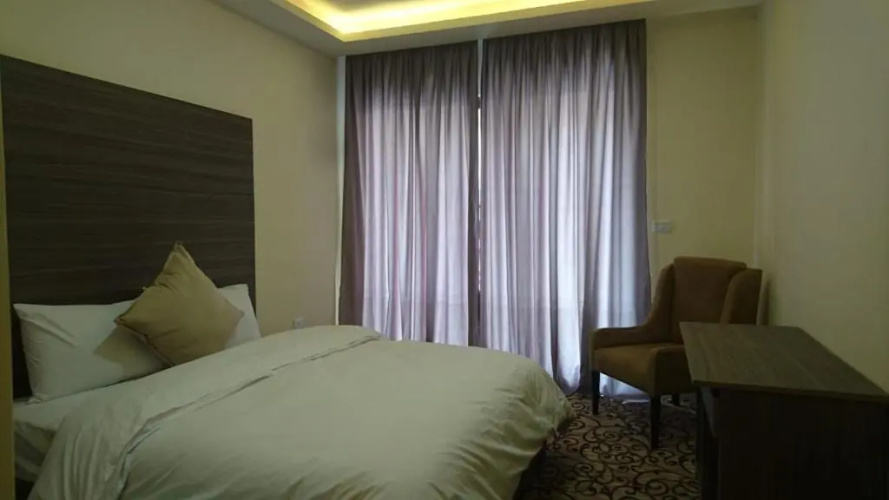 Qaisie Complex Alwakalat