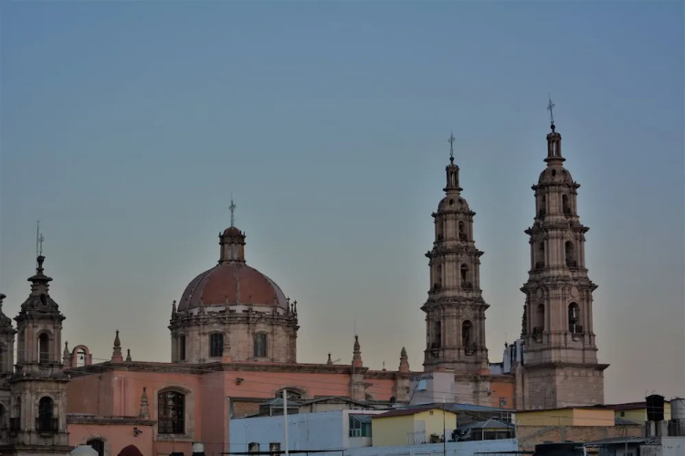 Casa Marfil