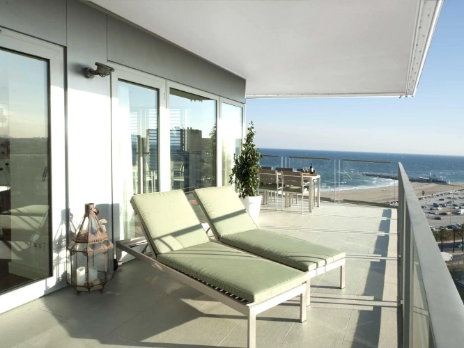 5 Bedrooms Deluxe Apartment with sea view