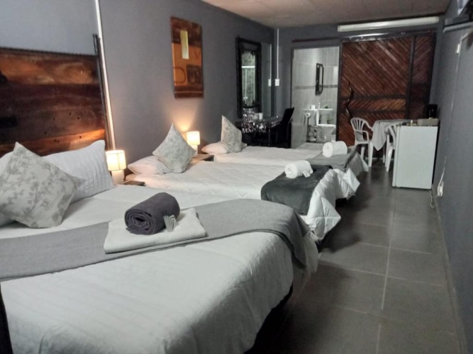 Deluxe Suite