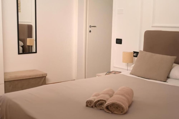 Palace Eight Suites & Spa