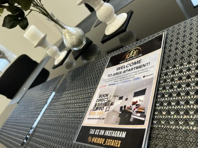 3 Bedrooms Apartment