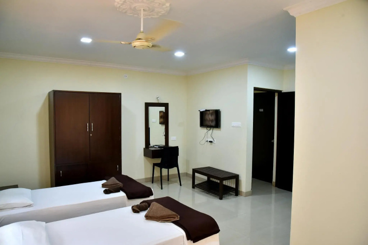 Jolan's Guest House