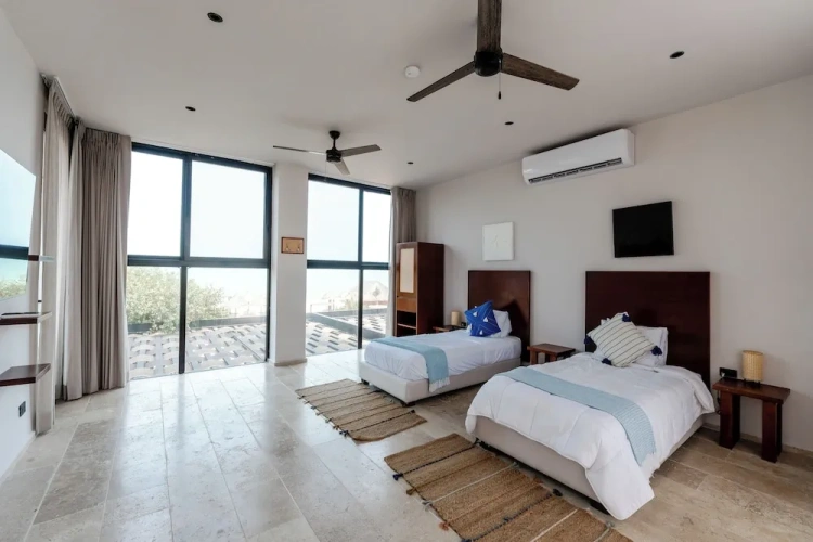 Standard Family room