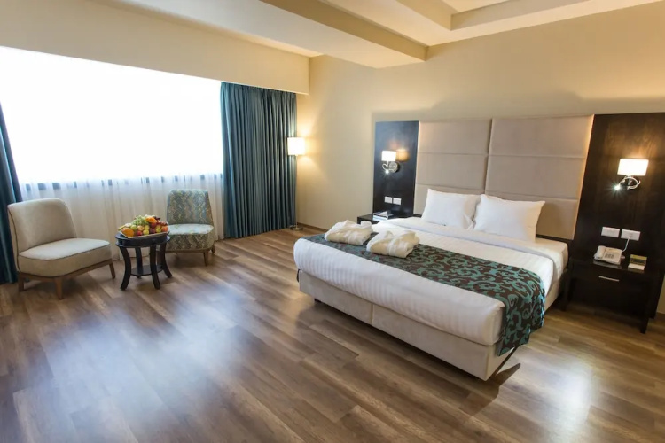 Carmel Hotel